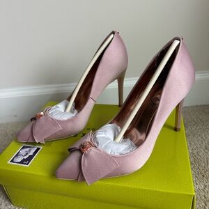 Ted Baker London Pink Stiletto Heels with Bow - Like NEW